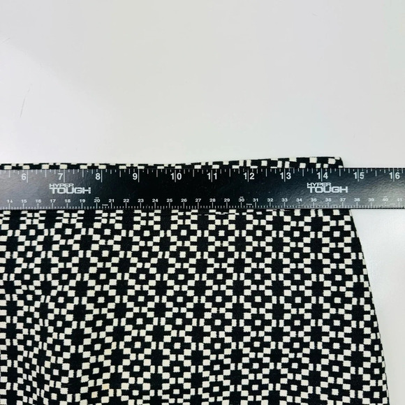 J. Crew White Chevron Straight Skirt Size 0 - Picture 7 of 10
